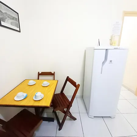 Espaçoso apto na Praia de Copacabana TC1010-2